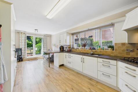 Living Kitchen