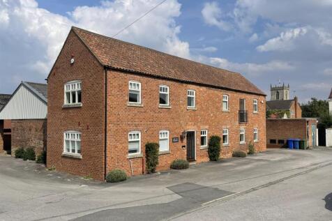 Office to rent in eastrington