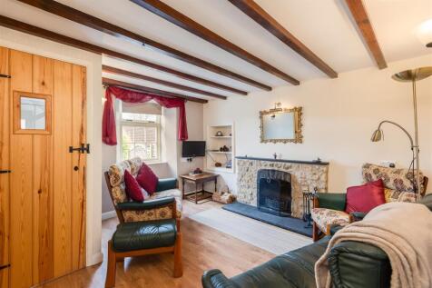 Wandales 2 Sitting Room-1.jpg