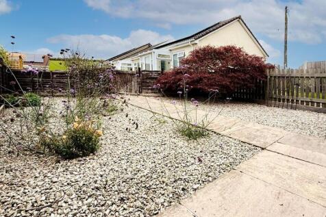 thumbnail_Edit 2.jpg