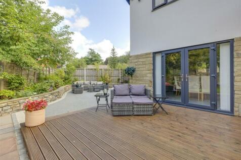Rear Decked Patio