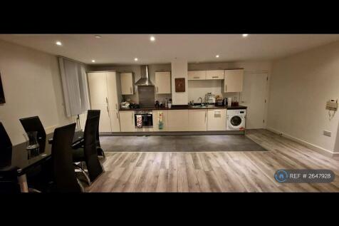 Kitchen And Dining With 6 Seater Dining Table