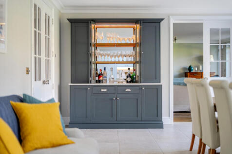 1362347-16-68e7a2...