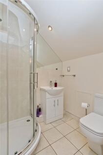 Bedroom Two En Suite