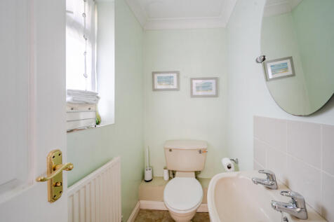 1346886-12-68b01c...