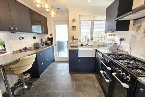 Kitchen Breakfast Room.jpg