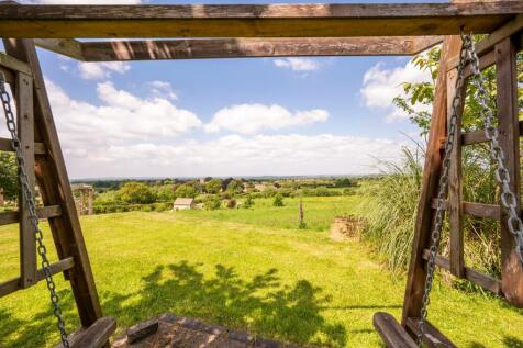 Longclose Garden & Views