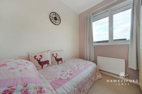 Peregrine Drive, Sittingbourne - Bedroom 3