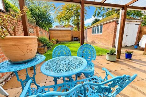 garden 4.jpg