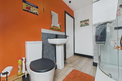 CAM04273G0-PR0175...