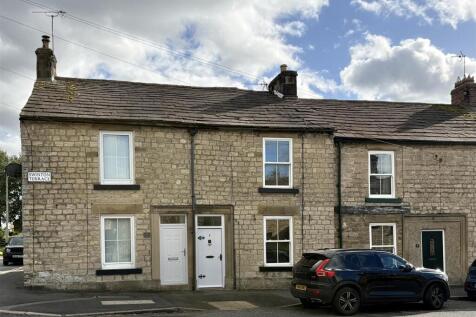 3 Bedroom Terraced in HG4 4HS