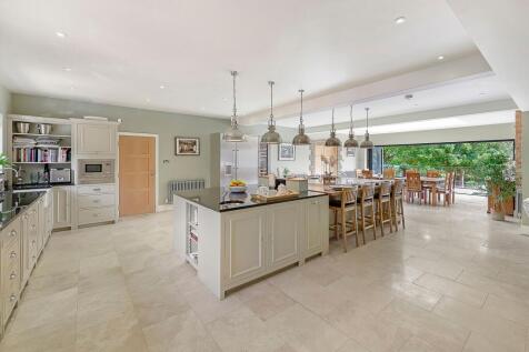 Kitchen/Family