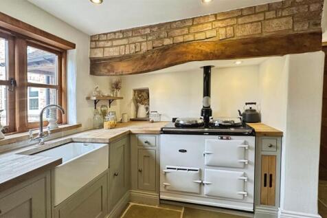 01baf466--4E3B-9BEB-5704BD83A996-79569-00001946DFC