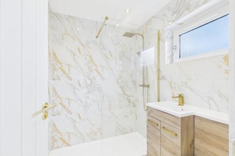 CAM05526G0-PR0021...