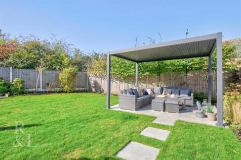 5 Killerton Park Drive (32).jpg