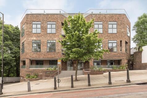 45-77-Muswell-Hil...