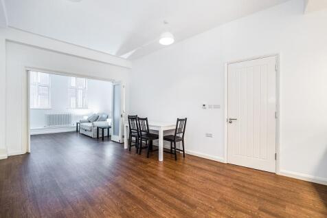 Dining Room / Living