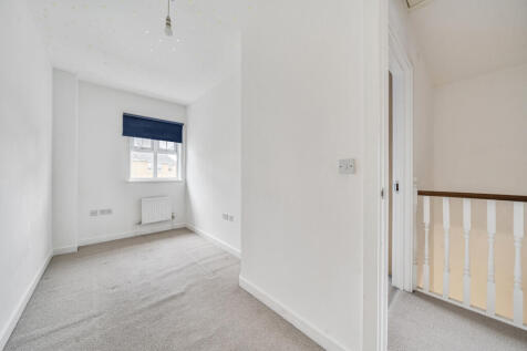 1327366-4-6878eec...