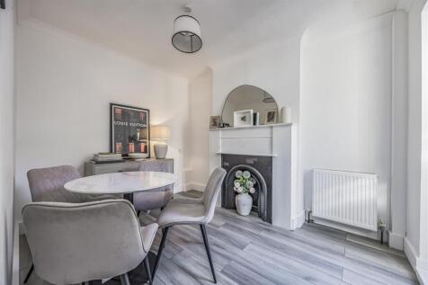 29 Addison Road, Southsea-PorticoMarketing-SoldBy-