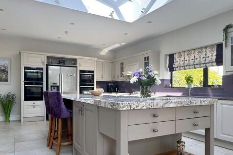 Apartment 1 - Kitchen/Dining Room