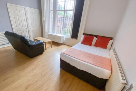 £210.00pppw - AVAILABLE FOR THE 26/27 ACADEMIC YEAR - STUDIO APARTMENT WITH 1 BATHROOM - GEORGIAN QUARTER LOCATION - ALL BILLS INCLUDED