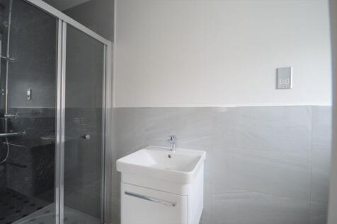 Second En-Suite Shower