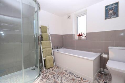 First Floor Bathroom