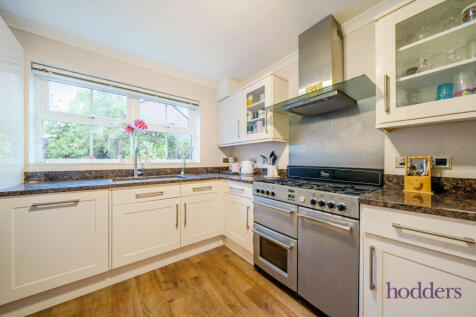 7eb782b8-b563-4f5...