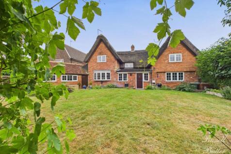 CAM01995G0-PR0326-STILL034