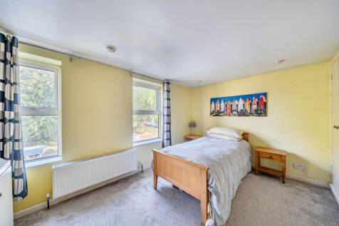 1362319-18-68e7e7...