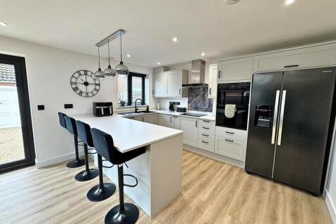 Open Plan kitchen Living Area