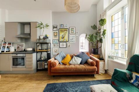 Woodgrange Road, E7