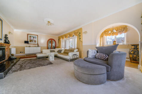 67ef91cb7aaf4l12716183