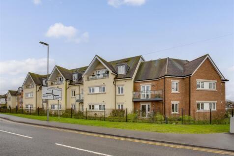 30 Trinity Place, HP15 7EG-12.jpg