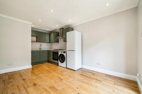 Living Area/Kitchen