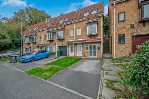 Off Street Parking / Driveway: