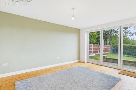 CAM05065G0-PR0010-STILL004