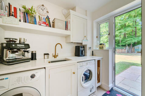 1295334-32-682cee...