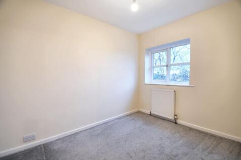 3 bed, 1 bath Semi-Detached in Manchester - Photo 15