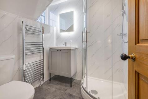 Dressing room en-suite