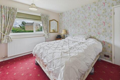 CAM04273G0-PR0161...