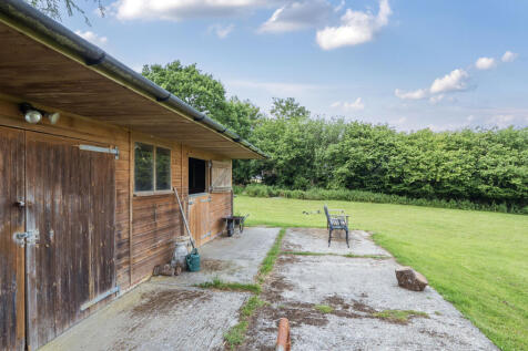 1301977-4-6840576...