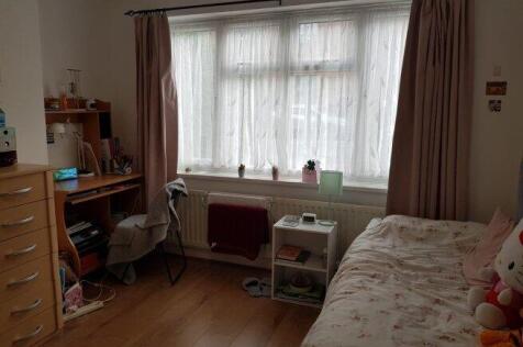 east-street-kt17-1bp-921878