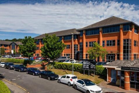Office to rent in adel