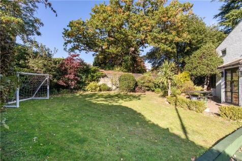 5 bed, 2 bath Semi-Detached in liverpool - Photo 3