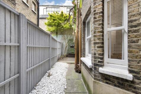 Cruden Street 30 ...