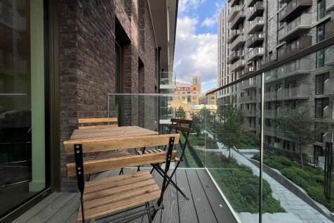 London Dock | Merino Wharf | Two Bedroom Apartment | Comfort Cooling | Available August