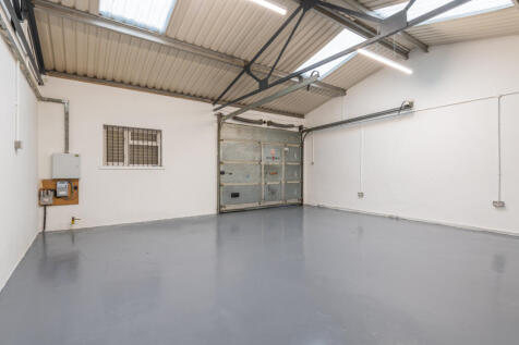 Unit 11 Pontcynon IE WEB-9.jpg