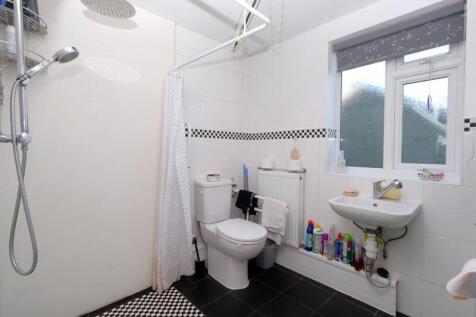 Master Bedroom - En-Suite Wet Room