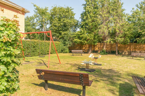1484467-18-6a3ce9...